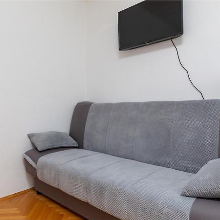 Apartments By The Sea Lokva Rogoznica, Omis - 18638 Room photo