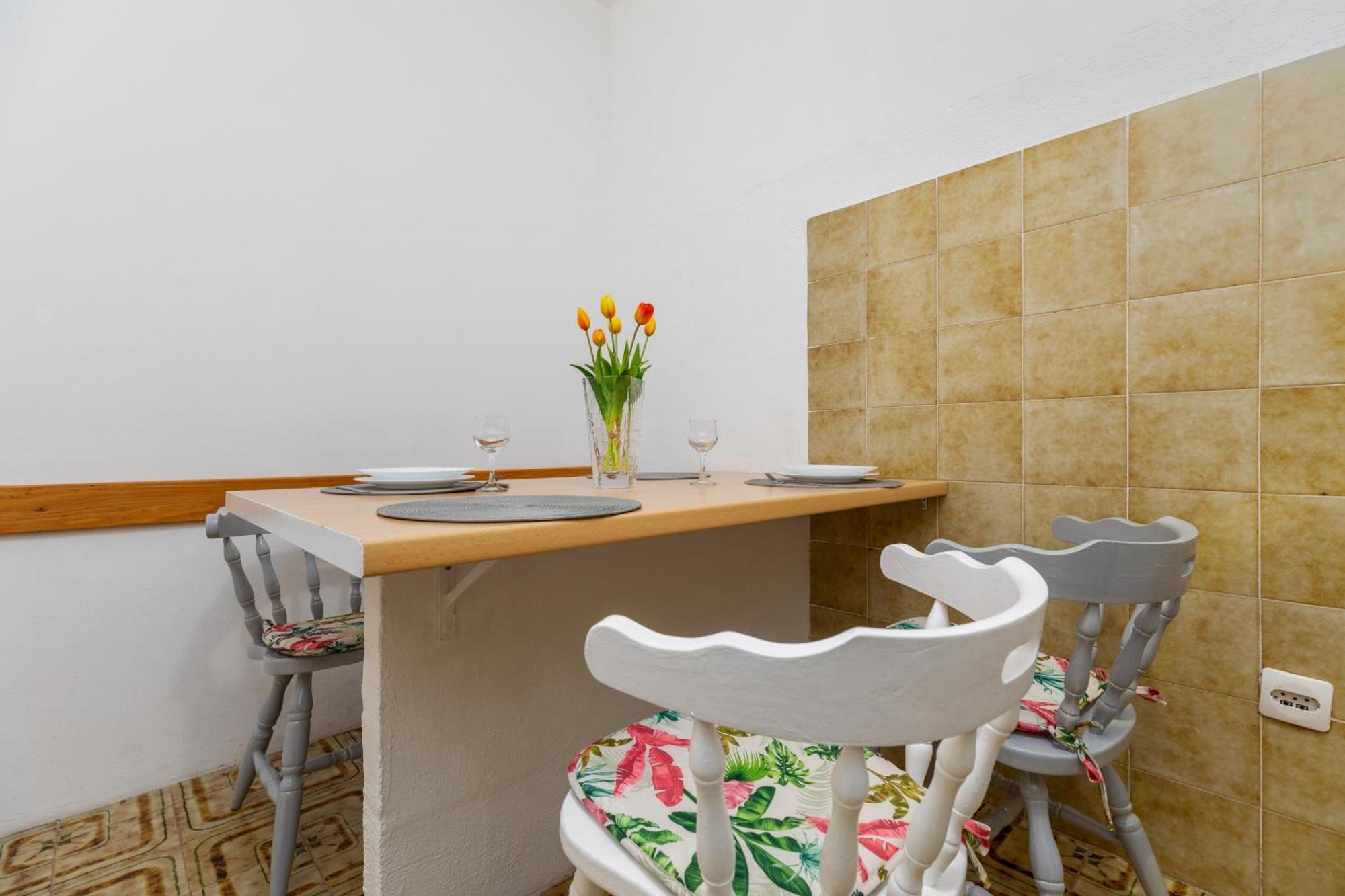 Apartments By The Sea Lokva Rogoznica, Omis - 18638 Room photo